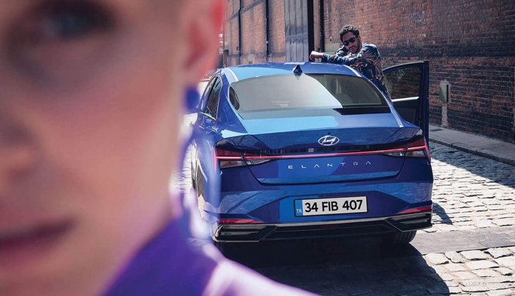 Hyundai Elantra nisana özel fiyatlarıyla satışta! Hyundai Elantra Nisan 2023 fiyatları ne kadar?