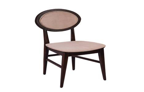 Sandalyeci’nin ürün yelpazesinde yer alan ahşap ürünler stil sahiplerini bekliyor!