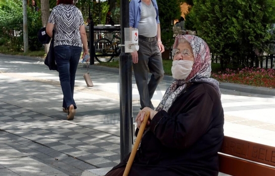 Genelge yayınlandı! 65 yaş üstü ve 20 yaş altı sokağa çıkma yasağı var mı?