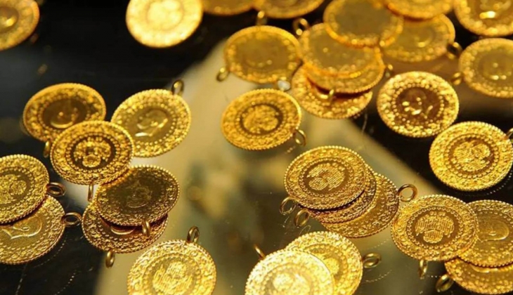 Kapalıçarşı'da altın raydan çıktı! Bu seviyelerden altın alalım mı, bekleyelim mi? Uzman isim açıkladı!