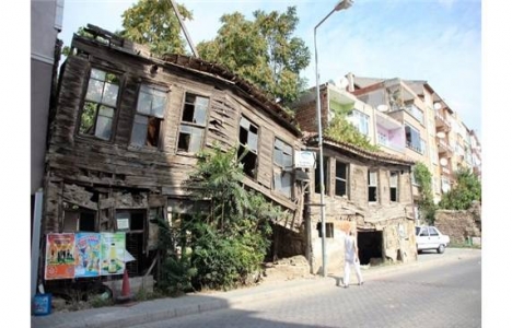 Tekirdağ’da metruk binalar yıkılmalı!