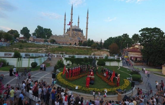 Bulgarlar ve Yunanlar Edirne'deki konutlara hücum etti!