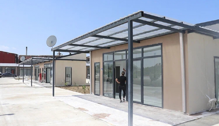 Hatay'da 67 iş yeri tamamlanarak depremzede esnafa teslim edildi!