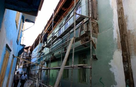 Manisa'nın Tarihi Kula Evleri ve Sokakları onarılıyor!