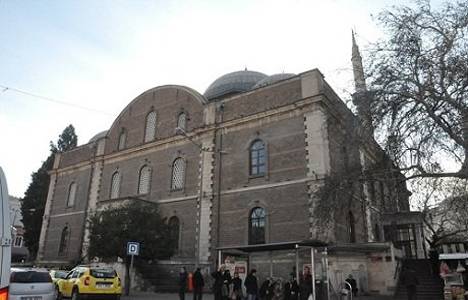 Tarihi Zağnos Paşa Camii restore edilecek!