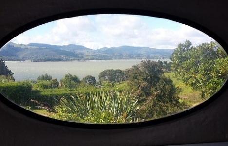 Uzay gemisi görünümlü ev satışa çıkarıldı!