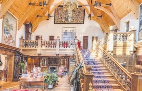 Angelina Jolie ve Brad Pitt in evi rekor fiyata satışa çıktı!