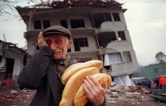 Düzce’de hasarlı binalara güçlendirme yapılmadan yapı kayıt belgesi verildi iddiası!