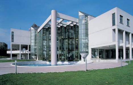 İTÜ Ayazağa Yerleşkesi'ndeki havuz yenileniyor! İhalesi 11 Ağustos'ta!