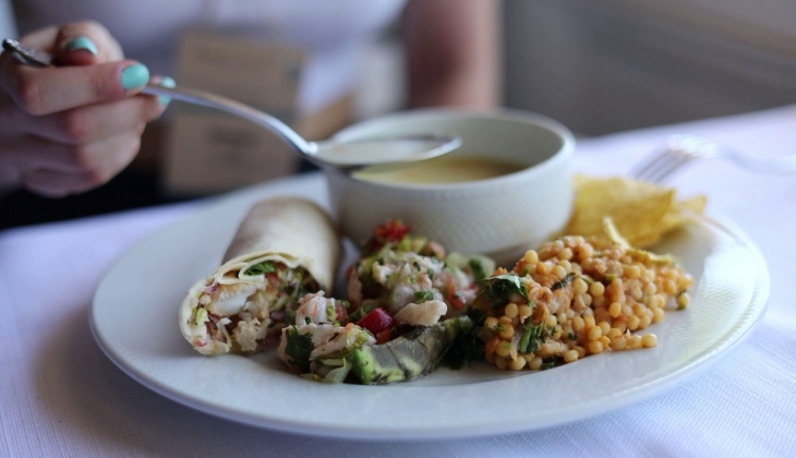 Denizlerin korkulu rüyası ‘Aslan balığı’ sorunu mutfakta çözülecek!