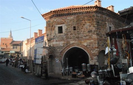 Taşhan restorasyon çalışmaları 2016 yazına tamamlanacak!