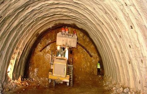 Türkiye'de en fazla tünel inşaatı olan il Gümüşhane!