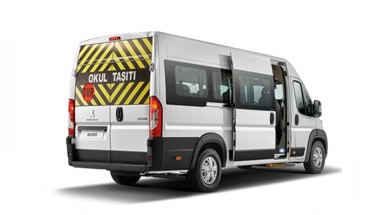 Peugeot Boxer Minibüs ve Peugeot Boxer Van da 0.99 faiz fırsatı! İşte 21 Ocak 2023 fiyat listesi...