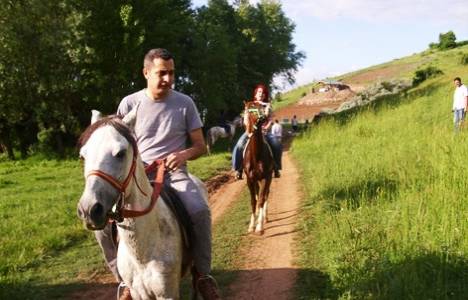 Didim'deki atlı safari turları turistlerin yeni eğlencesi oldu!