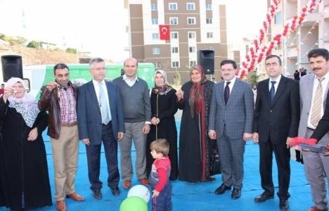 TOKİ Yozgat'ta 484 konutu sahiplerine teslim etti!