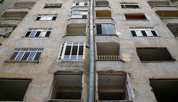 Diyarbakır daki 400 ağır hasarlı binanın yıkımına başlanacak: Çalışmalar 3 ayda tamamlanacak!