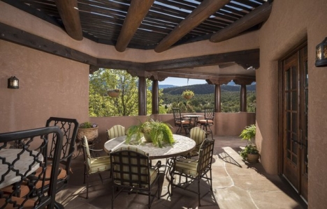 John Hendricks Colorado daki evini satıyor!