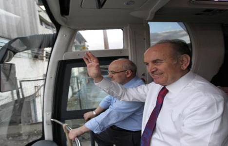 Kadir Topbaş: Bölgeleri raylı sistemle birbirine bağlantılı hale getiriyoruz!