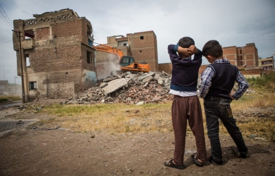 Sur'daki tarihi yapılar tahrip edildi!