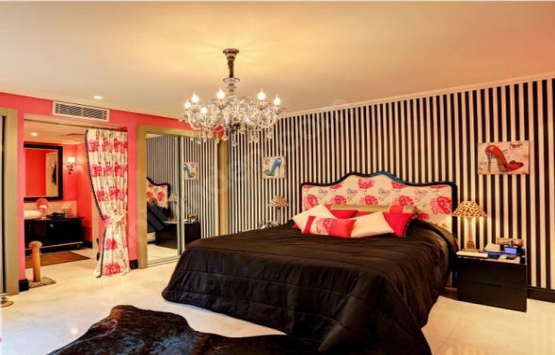 Ajda Pekkan Bahçeköy deki villasını 1 yıldır satamıyor!