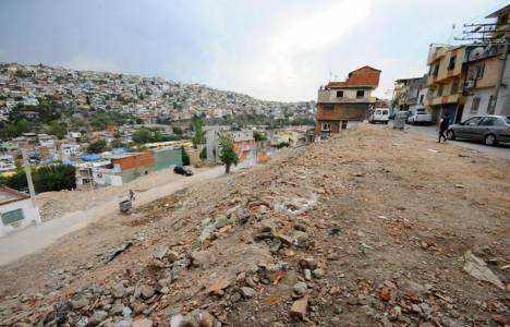 İzmir Yeşildere heyelan bölgesinde 152 bina yıkıldı!