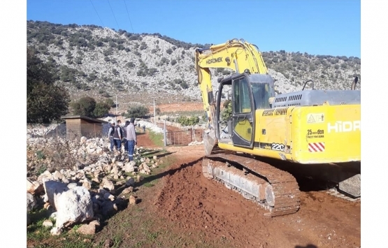 Marmaris'te imara aykırı yapılar yıkılıyor!