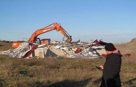 Zirai Donatım Fabrika Camii Lojmanı'ndaki yıkım tamamlandı!