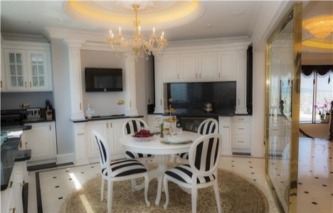 Ali Ağaoğlu Andromeda Gold taki dairesinin kapılarını açtı!