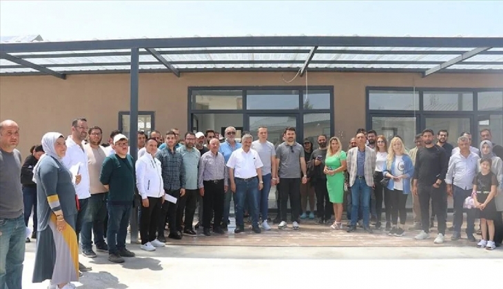 Hatay da 67 iş yeri tamamlanarak depremzede esnafa teslim edildi!