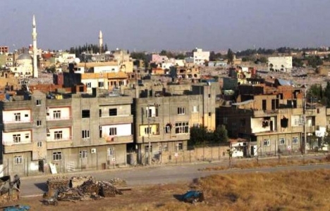 Mardin Nusaybin’deki hasarlı binalar yıkılıyor!