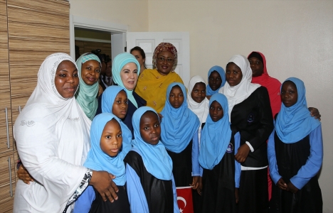 TİKA Nijerya'daki yetimhaneyi onardı!