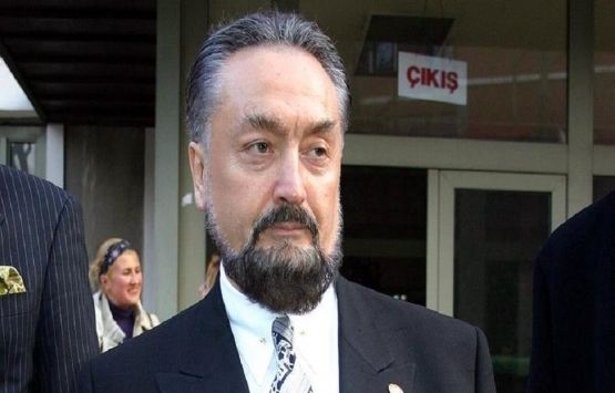 Adnan Oktar kaçak yapı