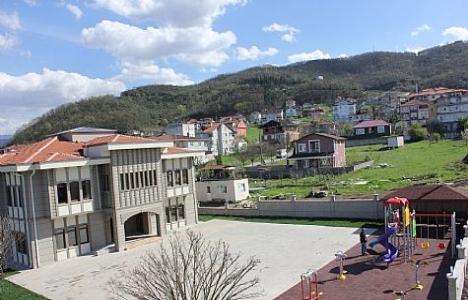 gölcük yazlık mahalle konağı