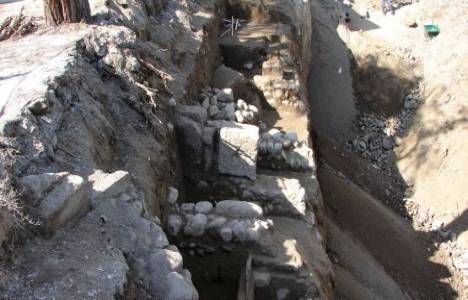 Amasya'da kömür ocağında Roma dönemine ait antik mezar bulundu!