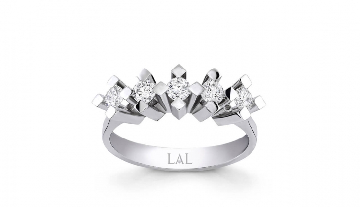 Lal Pırlanta da büyük kampanya! Beştaş yüzüklerde net yüzde 60 indirim! Lal pırlanta 4 Ekim 2022 fiyat listesi