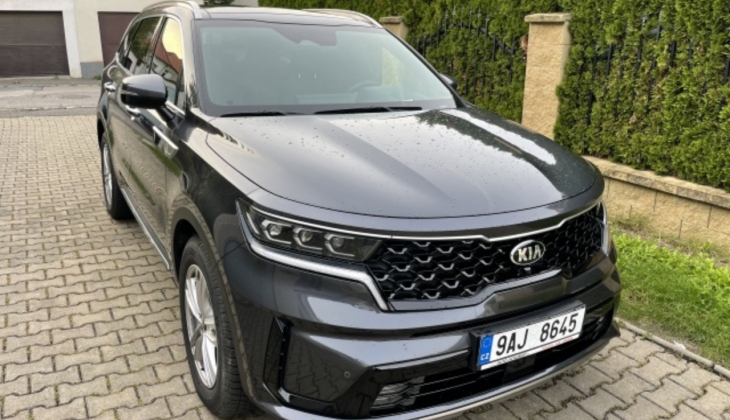 Tasarım ödüllü Kia Sorento’ya tam 95 bin TL zam geldi! Zam sonrası Sorento’nun fiyatı dudak uçuklattı!