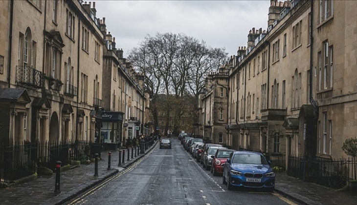 İngiltere de konut fiyatları 6 aylık düşüşün ardından yeniden arttı!