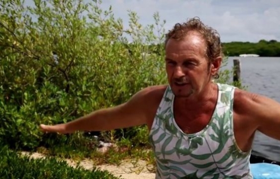 Meksika da 150 bin pet şişe ile ada inşa edildi!