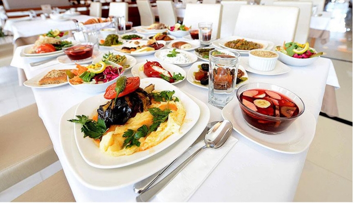 Evde iftar menüsü hazırlamak kaç TL? İşte zincir marketlerdeki ürünlerin fiyat listesi...