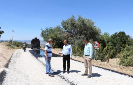 Manisa'da 2 buçuk kilometrelik asfalt çalışması başladı!