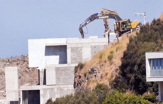 Bodrum da mühürlenen 21 projeye tebligat gönderildi!