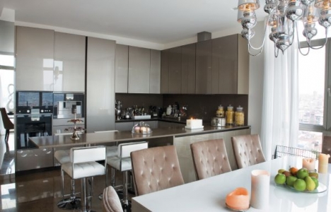 Yolanthe Cabau ile Wesley Sneijder in 700 metrekarelik evi!