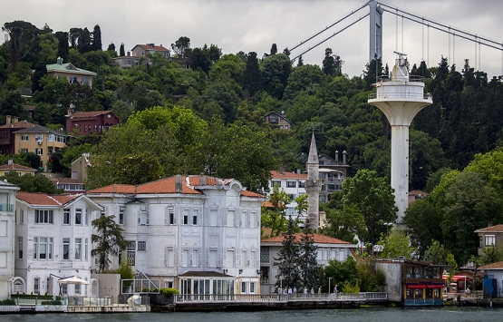 İstanbul Boğaz ının yalıları zamana direniyor!