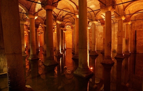 İstanbul'un sarnıçları turistlerin ilgi odağı oldu!