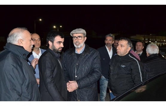 Fadıl Akgündüz'e adliyede darp!