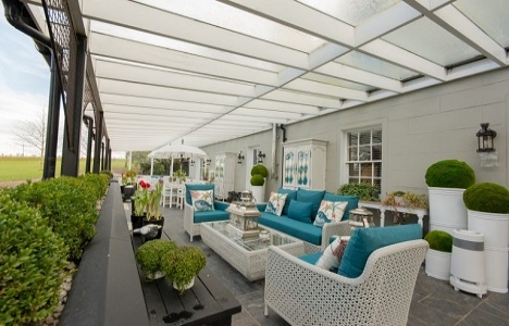 İskoçyalı Donna Pirie 17.7 milyon poundluk evini çekiliş ile satıyor!