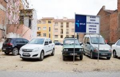Eskişehir'de boş bir dükkan otopark'a dönüştürüldü!