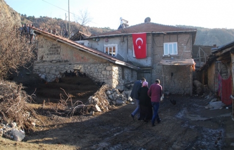 Amasya İl Özel İdaresi'nden şehit ailesine ev yardımı!