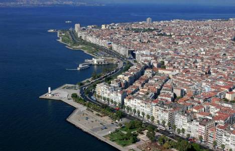 İzmir Karşıyaka'da satılık arsa 2 milyon 548 bin TL!