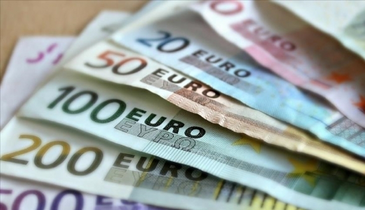 Döviz kurundaki yükseliş durdurulamadı: Euro tarihi zirvesini tazeledi!